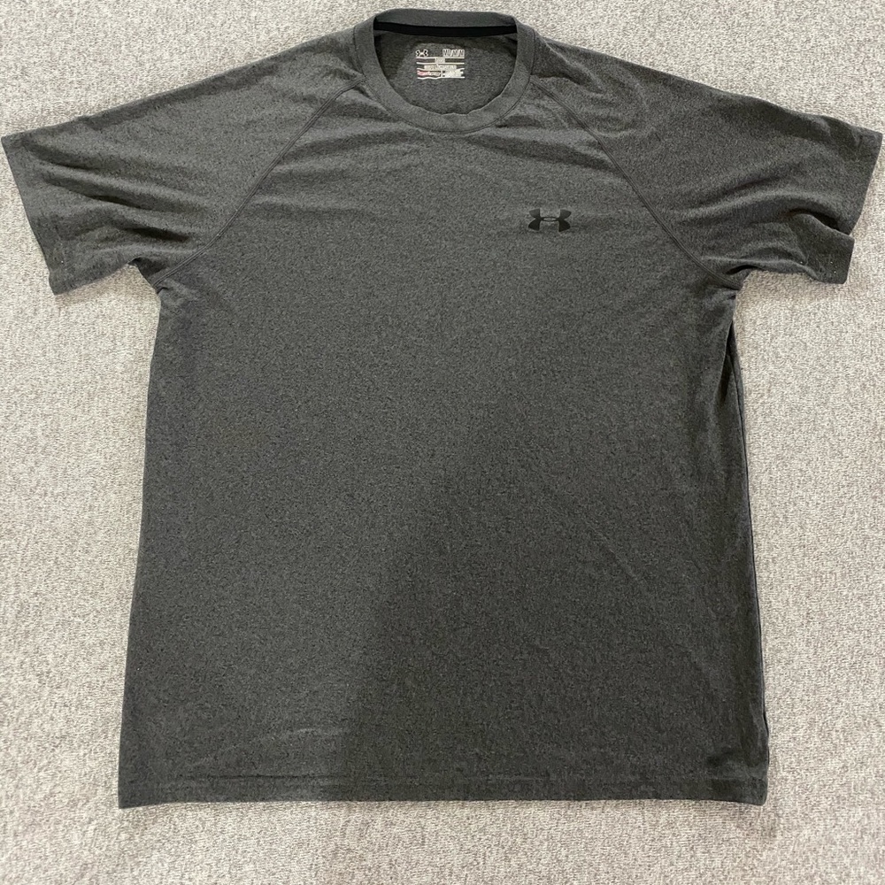 Men’s Under Armour Heat Gear workout shirt